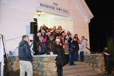 Rochester Christmas Tree Lighting
Rochester held its annual tree lighting on Monday night, December 7, in front of the Town Hall. Hundreds attended and greeted jolly old Saint Nick as he rode in on the town’s new yellow fire tower truck. RMS students in the band and chorus sang Christmas carols and guests enjoyed complimentary cider and cocoa inside Town Hall afterwards. Photos by Colin Veitch
