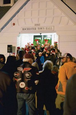 Rochester Christmas Tree Lighting
Rochester held its annual tree lighting on Monday night, December 7, in front of the Town Hall. Hundreds attended and greeted jolly old Saint Nick as he rode in on the town’s new yellow fire tower truck. RMS students in the band and chorus sang Christmas carols and guests enjoyed complimentary cider and cocoa inside Town Hall afterwards. Photos by Colin Veitch
