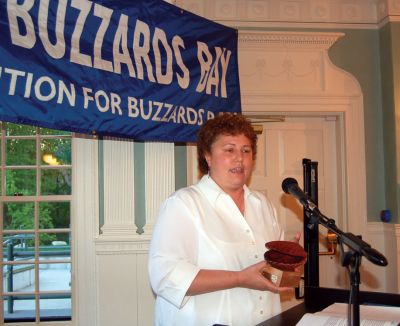 Guardian Award
Rochester Conservation Agent Laurell Farinon thanks the Coalition for presenting her with the Buzzards Bay Guardian Award at the Coalitions 21st Annual Meeting in Falmouth. Photo credit: Tally Garfield
