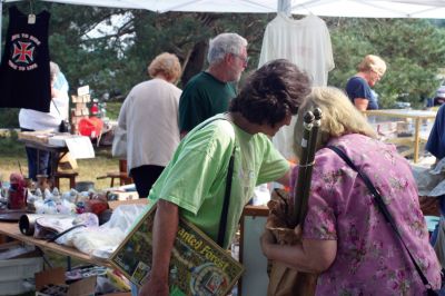 Flea Market Fun
It was impulse-buying heaven at the 36th Annual Arts and Crafts Flea Market on September 5. The First Congregational Church of Rochester hosted the Market, which featured lots of eclectic vendors, baked goods, and local organizations. Photo by Anne O'Brien-Kakley
