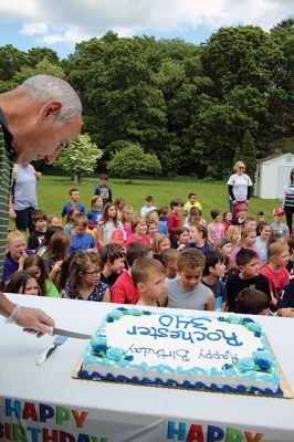 Rochester turned 340 
Hey, hey, it’s your birthday, Rochester! Rochester turned 340 years old on June 4, and the third grade class from RMS was invited to celebrate with some cake and ice cream at the senior center on Tuesday. Students started the day with a tour around historic Rochester before breaking for lunch and sharing a large birthday cake with seniors. Students also received a free “Rochester 340” t-shirt, courtesy of a grant that funded the students’ birthday gifts. Photos by Jean Perry
