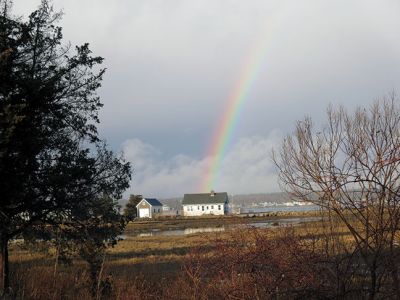 Rainbow Scene
This great rainbow photo was taken by Kathleen Damaskos on Mattapoisett Neck Road on Saturday
