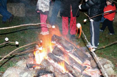 Salty Christmas
Brownell Systems helped the Mattapoisett Land Trust kicked off the holiday season at the Dunseith Gardens by placing the Christmas hat on Satly’s. Photo by Paul Lopes
