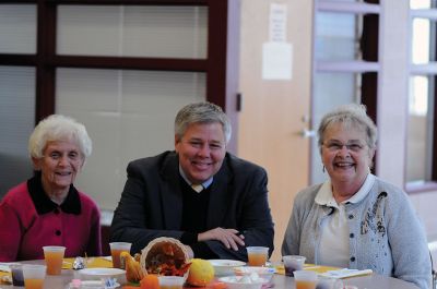 Annual Thanksgiving Banquet
The Annual Thanksgiving Banquet at ORRJH served up seniors a traditional turkey dinner with all the trimmings. Photo by Felix Perez
