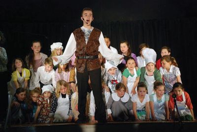 Showstoppers
31 local youth delivered show-stopping performances at the Showstoppers' 12th Annual Performing Arts Camp on Friday April 22 at the Mattapoisett Congregational Church Hall. Photos courtesy of Kelly Zucco
