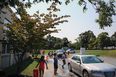 Sippican Elementary School 
Saturday's car wash held at Sippican Elementary School to raise money for Grade 6 extracurricular activities. Photos by Mick Colageo
