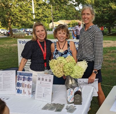 Sippican Elementary School
Sippican Elementary School held its Open House on Monday night, where faculty and staff were on hand to greet both new students and those returning with their families. Principal Marla Sirois is with parent Anna Ward and Grade 6 student Ollie Ward. Volunteers at Sippican Elementary (VASE) members present included president Johanna Vergoni, vice president Barbara Moody and Kerry Milhench of the Sixth Grade parent group. 
