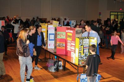 Sippican School Science Fair
Sippican School held its annual Science Fair on Monday, March 11, with each grade level showcasing a variety of topics from the classic ‘gummy bear osmosis’ to more contemporary topics such as climate change and electric planes. Photos by Jean Perry
