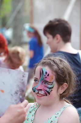 Annual Marion SpringFest
May 9 was the day of the Annual Marion SpringFest sponsored by the Sippican Lands Trust and the Tree and Parks Committee! There was a performance by the Toe Jam Puppet Band, a Birds of Prey demonstration, face painting, and a rock-climbing wall. All over Marion on Saturday you could see signs on the spring season, including the Recreation Department’s annual event, “Touch a Truck.” Photos by Colin Veitch
