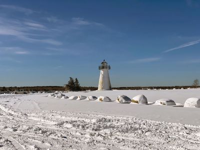 Ned's Point
Same place, same time a day apart, blizzard 2022. Photos by Ellen Scholter
