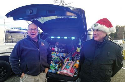 Stuff a Cruiser
ORR students partnered with the Marion, Mattapoisett, and Rochester Police on December 8, collecting toys donated to Toys for Tots during the annual Stuff a Cruiser event. Photos by Erin Bednarczyk
