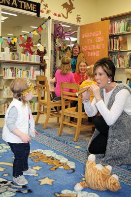 New Year’s Eve
The Taber Library knows that it’s hard for the little ones to stay up until midnight on New Year’s Eve, which is why Children’s Librarian Rosemary Grey hosted a midday mock-midnight New year’s Eve-Day party, complete with party tiaras, horns, snacks, and don’t forget the bubbly apple juice! Photos by Jean Perry
