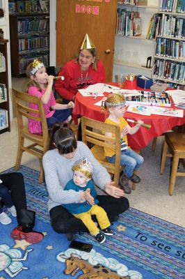 New Year’s Eve
The Taber Library knows that it’s hard for the little ones to stay up until midnight on New Year’s Eve, which is why Children’s Librarian Rosemary Grey hosted a midday mock-midnight New year’s Eve-Day party, complete with party tiaras, horns, snacks, and don’t forget the bubbly apple juice! Photos by Jean Perry
