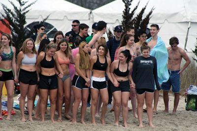 Tabor Academy Plunge
Tabor Academy students and faculty’ took the plunge’ on January 22 during the school’s first annual Polar Plunge to benefit Special Olympics, raising $12,300! Temps were in the 50s, but the water was a cool 45 degrees. Photos by Jean Perry
