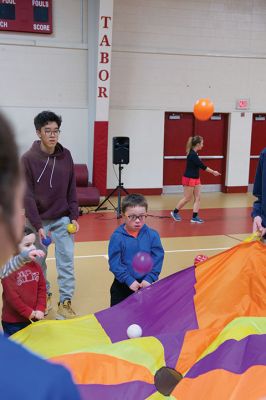 Special Olympics Young Athletes
Roughly 120 Tabor Academy students volunteered on January 10 to assist with the school’s first session of the Special Olympics Young Athletes™ program held at Tabor. The program offers children ages 3-7 with intellectual and developmental disabilities opportunities to engage in physical activities vital to mental and physical growth. Spearheaded by Math teacher Tim Cleary and Tabor senior Molly Bent, sessions continue January 17 to March 6 (no session February 7) at 2:00 pm at the Fish Center for Athletics 
