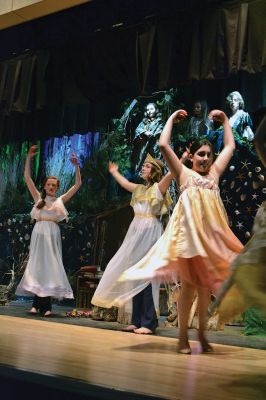 RMS preforms the Tempest
Shakespeare would be proud of the Rochester Memorial School fifth and sixth-grade students performing this years Shakespearian play, The Tempest. The show is on May 2 at 7:00 pm in the Memorial School Cafetorium. Photo by Jean Perry.
