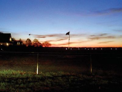 Sunset
Teresa Dall captured the sunset from Railroad Avenue in Mattapoisett.
