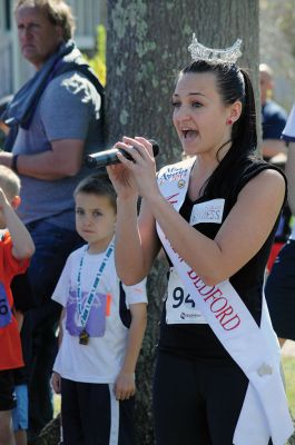 8th Annual Tiara 5K Mother’s Day Race
The Women’s Fund held their 8th Annual Tiara 5K Mother’s Day Race, Walk and Fun Run on a lovely Sunday morning. Dozens turned out to enjoy the music, activities and lovely village course. For more information on the Women’s Fund visit: www.womensfundsema.org. Photos by Felix Perez
