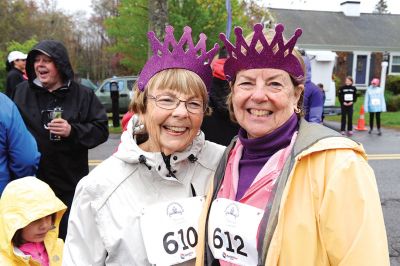 Tiara 5K Road Race
The Tiara 5K road race sponsored by Oxford Creamery has become a staple Mother’s Day tradition in Mattapoisett. The weather was damp and chilly, but still 441 runners turned out for the Mattapoisett village run to benefit the Women’s Fund of New Bedford. Photos by Colin Veitch
