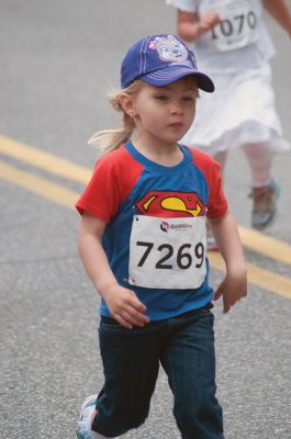 Women’s Fund Tiara 5K 
Participants in the Women’s Fund Tiara 5K Mother’s Day race enjoyed fine weather and fun, breaking the record of registered runners with 1,000 who took part. Some donned their tiaras and tutus, and there was even a super hero or two spotted in the Kids’ Fun Run. Photos by Felix Perez
