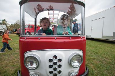 Touch-A-Truck
Saturday, May 13, was the rescheduled rain date for the Marion Recreation Department’s annual Touch-A-Truck event at Washburn Park. The weather wasn’t ideal, but it stayed dry long enough for kids to get in some climbing and crawling time with the big machines. Photos by Felix Perez
