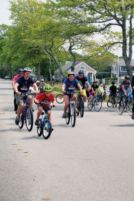 Tour de Crème
Young and old, enjoyed Sunday’s Tour de Crème bike ride that saw riders stop for complimentary ice cream along 40, 24 and 9-mile courses. Photos by Mick Colageo
