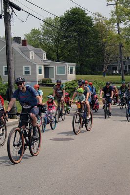 Tour de Crème
Young and old, enjoyed Sunday’s Tour de Crème bike ride that saw riders stop for complimentary ice cream along 40, 24 and 9-mile courses. Photos by Mick Colageo
