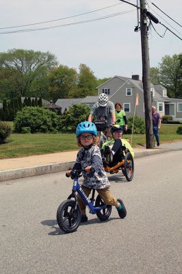 Tour de Crème
Young and old, enjoyed Sunday’s Tour de Crème bike ride that saw riders stop for complimentary ice cream along 40, 24 and 9-mile courses. Photos by Mick Colageo
