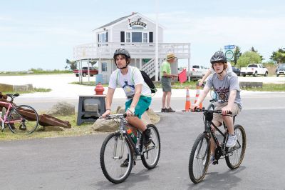 Tour de Crème 
Sunday, May 23, was the second annual Tour de Crème hosted by the Mattapoisett Land Trust and the Friends of the Mattapoisett Bike Path. Participants wound their way through the Southcoast on 11-, 19-, 25-, and 50-mile rides, making stops at local creameries along the way. Photos by Colin Veitch
