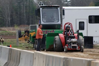 Rochester Tractor Pull
If you were anywhere near the Rochester Country Fair grounds on Saturday, you heard the familiar sounds of revving tractor engines echoing throughout the town. The country fair committee held a tractor pull/swap fundraiser on April 29. Those who attended got an early taste of the sights, sounds, and smells of the Rochester Country Fair with dirt flying, engines blasting, and diesel smoke billowing up into the air. Photos by Jean Perry
