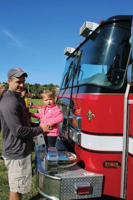 Touch-a-Truck Festival
The Town of Rochester held a Touch-a-Truck Festival on October 2 at the County Fairgrounds. Children experienced up-close and personal the size and power of fire engines and their equipment and gear, along with municipal vehicles, including dump trucks and tractors. Photos by Mick Colageo
