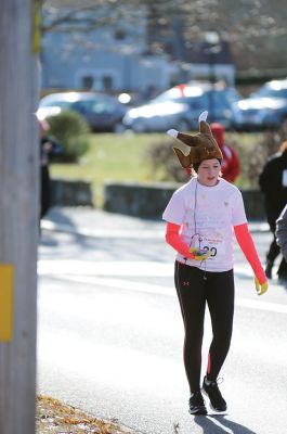 Marion Turkey Trot
It was a cold start, race, and finish for the Marion Recreation Annual Turkey trot this Sunday but spirits were high. Matt Sylvain of Dartmouth took top honors for the men with a time of 18:33 and Allison Rossi for the Women with a time of 21:02. Photos by Felix Perez
