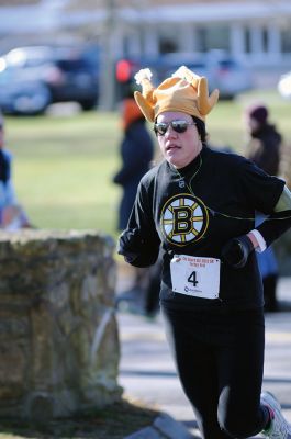 Marion Turkey Trot
It was a cold start, race, and finish for the Marion Recreation Annual Turkey trot this Sunday but spirits were high. Matt Sylvain of Dartmouth took top honors for the men with a time of 18:33 and Allison Rossi for the Women with a time of 21:02. Photos by Felix Perez
