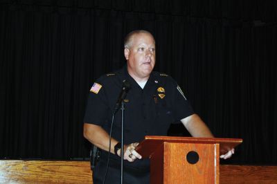 Unity Service
Local police, clergy, and members of the Tri-Town community gathered on Saturday, July 23, at ORR Junior High School to come together in peace and unity during an ecumenical service to honor those in uniform, those officers who have recently been assassinated in Dallas and Baton Rouge, and to pray for an end to racism and for the protection of police officers. Photos by Jean Perry
