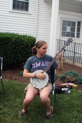 7th Annual Massachusetts Walking Tour
The 7th annual Massachusetts Walking Tour walked into Mattapoisett village on June 23. Joined by local musicians, the concert on the grounds of the Mattapoisett Congregational church was enjoyed by young and old alike. Photos by Marilou Newell
