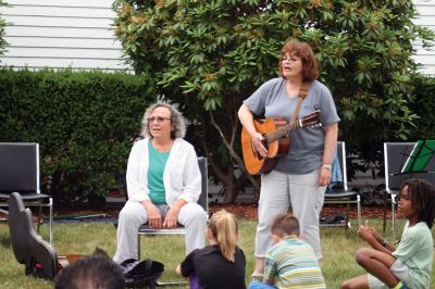 7th Annual Massachusetts Walking Tour
The 7th annual Massachusetts Walking Tour walked into Mattapoisett village on June 23. Joined by local musicians, the concert on the grounds of the Mattapoisett Congregational church was enjoyed by young and old alike. Photos by Marilou Newell
