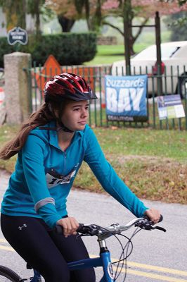 BBC Watershed Ride
This Sunday, October 2, the 10th Annual Buzzards Bay Coalition Watershed Ride wound its way through Tri-Town, making a stop at Eastover Farm for lunch along the way. Some 151 participants completed an 11-, 35-, 75-, or first-ever 100-mile ride, spanning Little Compton, Rhode Island to Woods Hole. Photos by Colin Veitch
