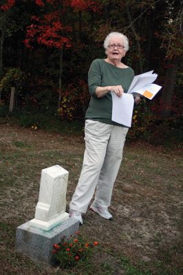 Woodside Cemetery
Barbara Bailey, local historian and member of the Rochester Historical Society, shared family stories and documented information about her ancestor William Gallt who succumbed to diphtheria at the age of 5 in 1878 and is buried in the Woodside Cemetery. Photo by Marilou Newell
