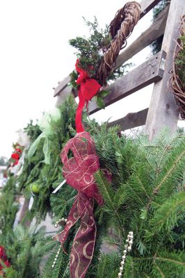 Christmas Wreath Sale 
Team “Sole Survivor” held its annual Christmas wreath sale last weekend beginning on Black Friday, and they will continue to sell hand-decorated wreaths and crafts throughout this weekend while supplies last. The group is stationed out front of 428 Wareham Road (Route 6) in Marion. All proceeds benefit the Tri-Town Relay for Life. Photos by Colin Veitch
