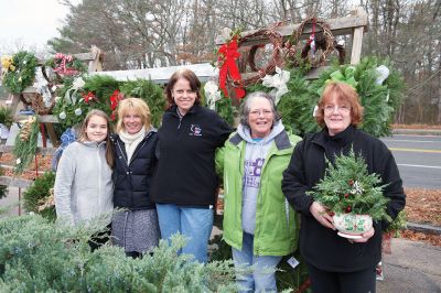 Christmas Wreath Sale 
Team “Sole Survivor” held its annual Christmas wreath sale last weekend beginning on Black Friday, and they will continue to sell hand-decorated wreaths and crafts throughout this weekend while supplies last. The group is stationed out front of 428 Wareham Road (Route 6) in Marion. All proceeds benefit the Tri-Town Relay for Life. Photos by Colin Veitch
