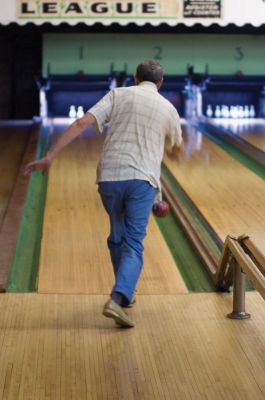 Senior Bowling League
Due to lack of interest, Mattapoisett's senior bowling league is looking at disbanding. On Wednesday mornings, seniors have gathered at the bowling lanes in Mattapoisett for some conversation and friendly competition. Organizer Norma Jones said that the tradition would be discontinuing, but some folks still came out for one more game on September 7. Photo by Felix Perez. 
