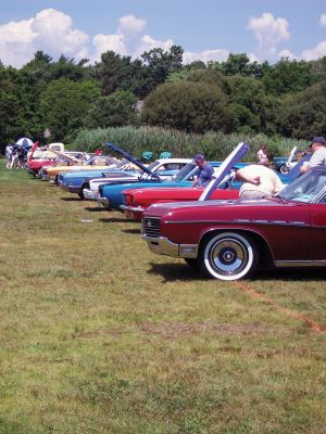 Classic Car Show
Marion held its first ever Classic Car Show at Silvershell Beach on July 16. The event was a new way to bring recreation and memories to Marion, according to Recreation Director Jody Dickerson, who coordinated the event. Photos by Anne Smith.
