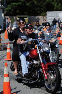 Brad Barrows Bike Run
On Saturday, September 15, dozens of motorcycle riders gathered at Rick’s Tavern in Mattapoisett to participate in the 3rd Annual Brad Barrows Bike Run from Mattapoisett to Bridgewater.  All money raised will be donated to youth sports in the Tri-Town and in Fairhaven.  Photo by Felix Perez. September 20,2012 edition
