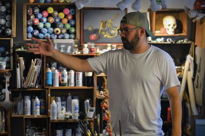 Ryan McFee
This week’s Tri-Town Profile features area artist and Mattapoisett resident Ryan McFee. McFee has an art studio/gallery in New Bedford and is also known for his large-scale murals and street art. Photos by Jonathan Comey
