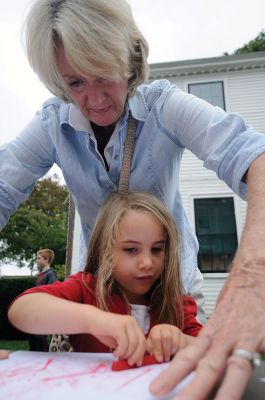 Mattapoisett Historical Society’s Fall Festival
Kids of all ages gathered at the Mattapoisett Historical Society’s Fall Festival on Saturday to experience what life and work were like for generations past. For more on the fun and food, see page 13. Photos by Marilou Newell and Felix Perez. 
