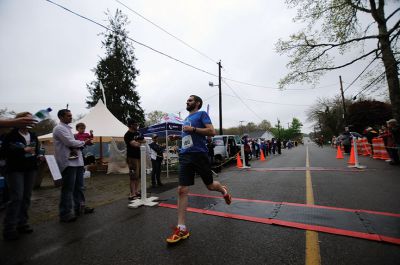 7th Annual Women’s Fund Tiara Mother’s Day 5K
There was a huge turn out for what has now become a Mother’s Day tradition, the 7th Annual Women’s Fund Tiara Mother’s Day 5K . Photos by Felix Perez
