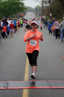 7th Annual Women’s Fund Tiara Mother’s Day 5K
There was a huge turn out for what has now become a Mother’s Day tradition, the 7th Annual Women’s Fund Tiara Mother’s Day 5K . Photos by Felix Perez
