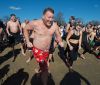 Filename=NYpolarPlunge_6446.jpg
Filesize=161KiB
Dimensions=844x720
Date added=Jan 04, 2017 NYpolarPlunge_6446.jpg