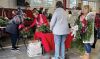 Filename=Wreath-120822-Ann-Tisdale-checking-out.jpg
Filesize=305KiB
Dimensions=1212x720
Date added=Dec 07, 2022 Wreath-120822-Ann-Tisdale-checking-out.jpg