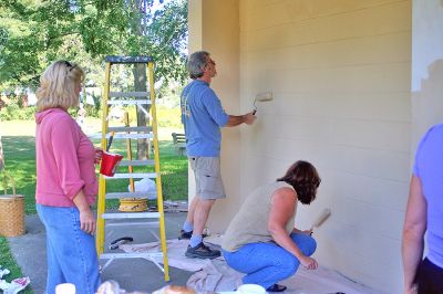 Painting Party
Friends, neighbors and family of Curtis Doherty joined forces with the Marion DPW to spruce up the Silvershell Beach bath house in Marion over the past several weekends, painting it with environmentally-friendly, low VOC paint. Curtis spent countless hours over his lifetime on Silvershell Beachs basketball court which flanks the bathhouse. Last year, teammates and friends designed and constructed granite and wood benches for the basketball court in Curtis memory.
